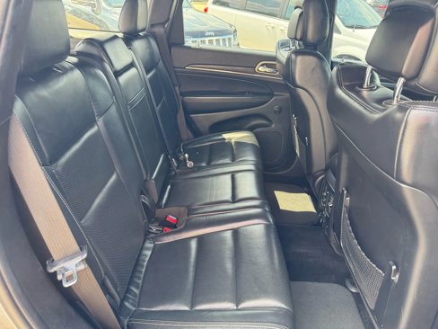 Used 2014 Jeep Grand Cherokee Limited w/ Luxury Group II image 25