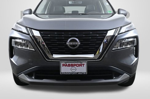 Used 2023 Nissan Rogue SV w/ SV Premium B Package image 2