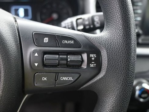 Used 2018 Kia Sorento LX image 22