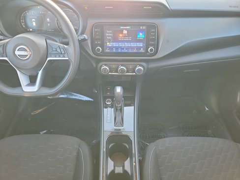 Certified 2024 Nissan Kicks SV image 18