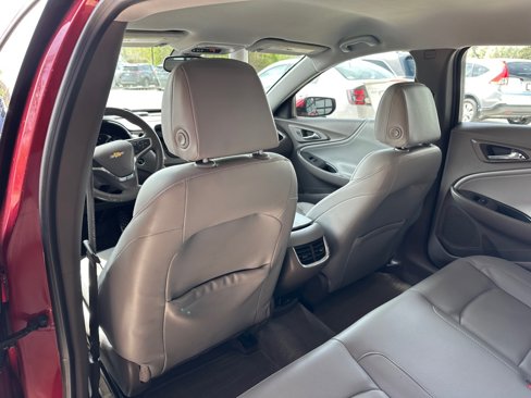 Used 2016 Chevrolet Malibu LT w/ Leather Package image 11