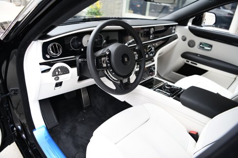 New 2025 Rolls-Royce Ghost image 13