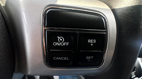 Used 2018 Nissan Rogue SV w/ Sun & Sound Touring Package image 47