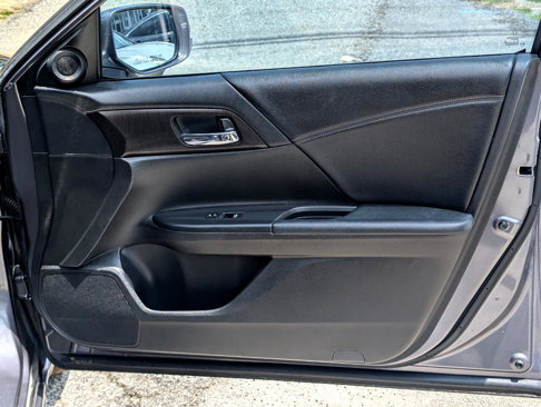 Used 2014 Honda Accord EX image 39