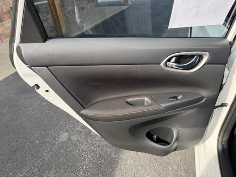 Used 2015 Nissan Sentra SV image 15