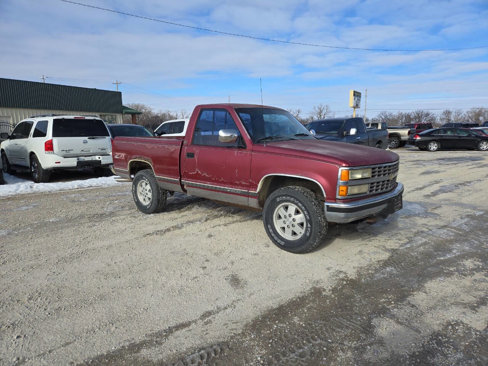 Used 1990 Chevrolet Silverado 1500 4x4 Regular Cab image 1