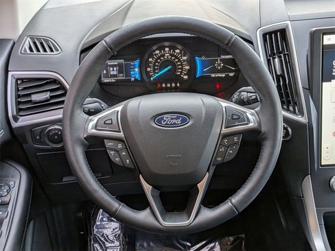 Used 2023 Ford Edge SEL w/ Convenience Package image 17