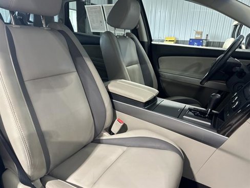 Used 2012 MAZDA CX-9 Grand Touring w/ Moonroof & Bose Audio Pkg image 16