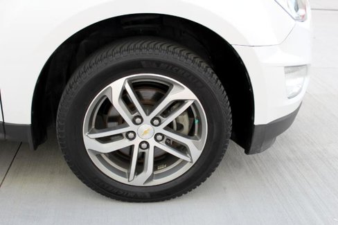 Used 2016 Chevrolet Equinox LTZ w/ Enhanced Convenience Package image 43