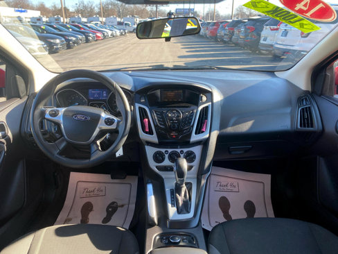 Used 2014 Ford Focus SE w/ SE Winter Package image 16