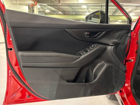 Used 2023 Subaru Crosstrek 2.0i image 9