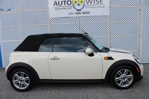 Used 2015 MINI Cooper Convertible image 13