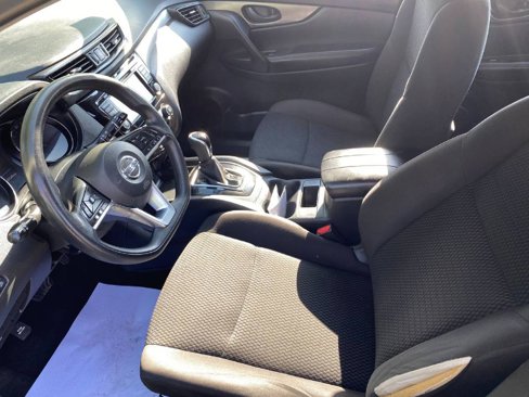 Used 2019 Nissan Rogue Sport S image 6