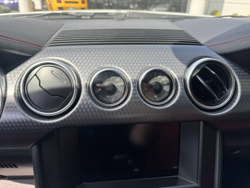 Used 2018 Ford Mustang Premium w/ Ecoboost Performance Package image 10