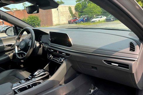 Certified 2023 Hyundai Sonata SEL Plus image 18
