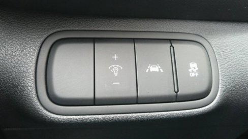 Certified 2022 Hyundai Venue Limited w/ Cargo Package image 9