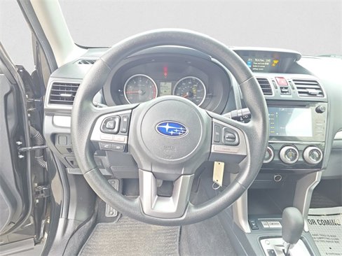 Used 2018 Subaru Forester 2.5i Premium w/ All-Weather Package image 12