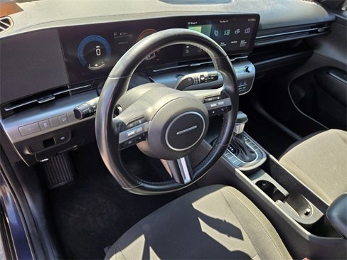 Used 2024 Hyundai Kona SEL image 11
