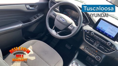 Used 2021 Ford Escape SE w/ SE Sport Appearance Package image 30