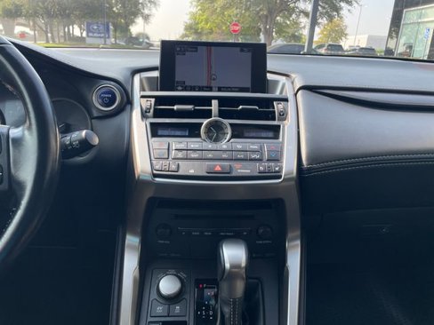 Used 2017 Lexus NX 300h AWD image 18