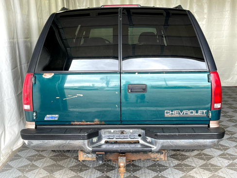 Used 1995 Chevrolet Suburban 4WD image 7