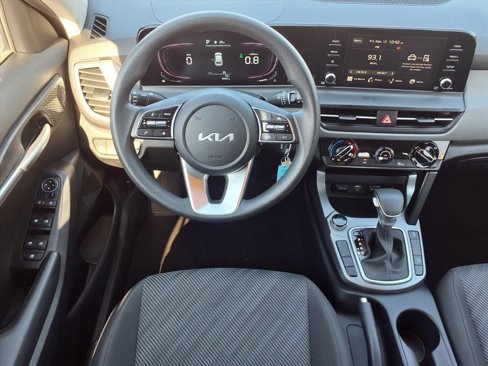Used 2024 Kia Seltos LX image 5