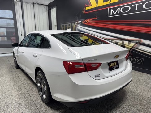 Used 2023 Chevrolet Malibu LT image 15