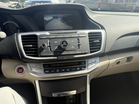 Used 2015 Honda Accord EX image 14
