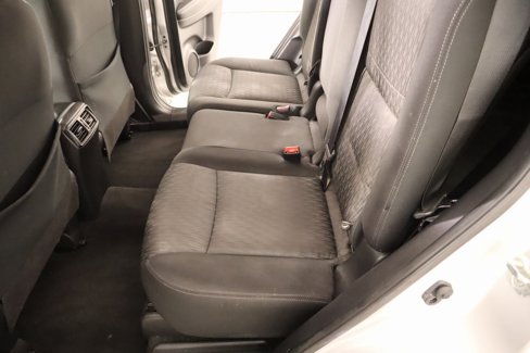 Used 2020 Nissan Rogue SV image 12
