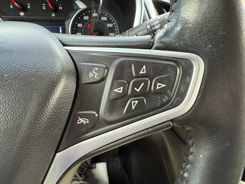 Used 2022 Chevrolet Equinox LT image 45