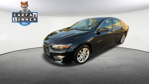 Used 2017 Chevrolet Malibu LT image 5