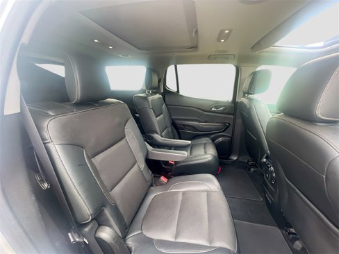 Used 2018 GMC Acadia SLT image 32