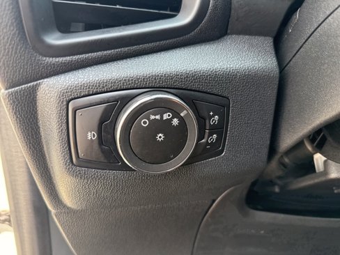 Used 2021 Ford EcoSport SE w/ SE Convenience Package image 24