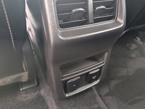 Used 2017 Ford Edge SEL w/ Equipment Group 201A image 10