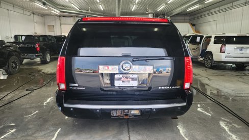 Used 2010 Cadillac Escalade ESV Platinum image 5