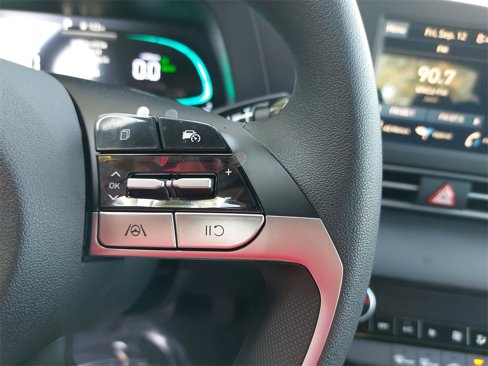 New 2025 Hyundai Elantra Blue w/ Cargo Package image 17