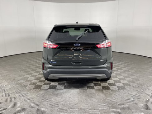 Used 2024 Ford Edge SEL image 4