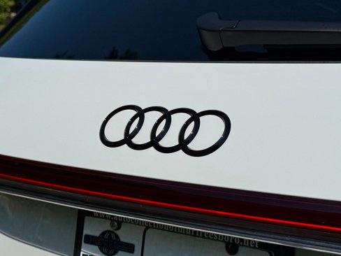 Used 2024 Audi Q4 e-tron Premium Plus image 52