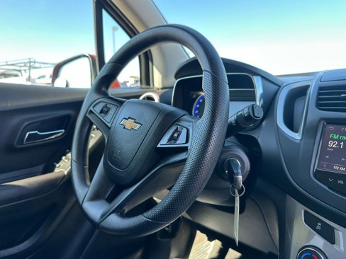 Used 2016 Chevrolet Trax LT image 18
