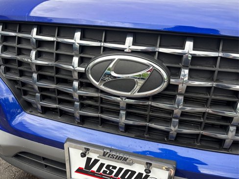 Used 2022 Hyundai Venue SEL w/ Cargo Package image 15
