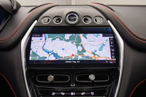 Used 2021 Aston Martin DBX image 42