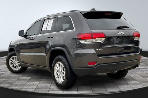 Used 2020 Jeep Grand Cherokee Laredo image 15