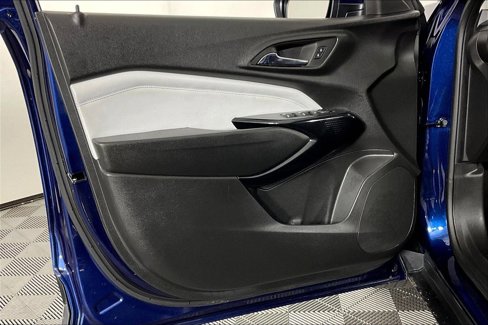 Used 2024 Chevrolet Trax LT image 24