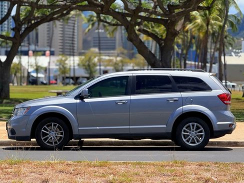 Used 2016 Dodge Journey SXT image 2