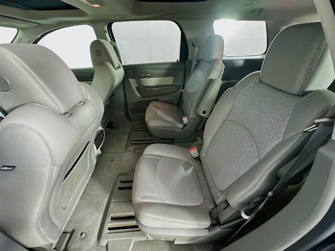 Used 2015 GMC Acadia SLE image 31