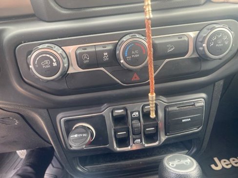 Used 2019 Jeep Wrangler Unlimited Sport S image 11