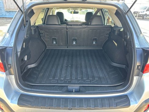 Used 2018 Subaru Outback 2.5i Limited image 24