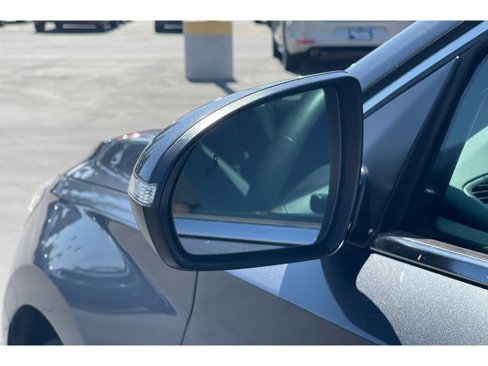 Used 2018 Hyundai Elantra GT w/ Tech Package 03 image 20