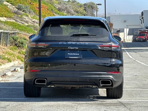 Used 2021 Porsche Cayenne image 8