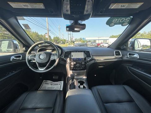 Used 2019 Jeep Grand Cherokee Limited image 21